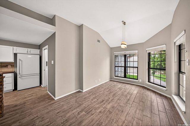 8534 Sir Galahad, San Antonio, TX 78240