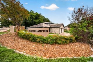 8534 Sir Galahad, San Antonio, TX 78240