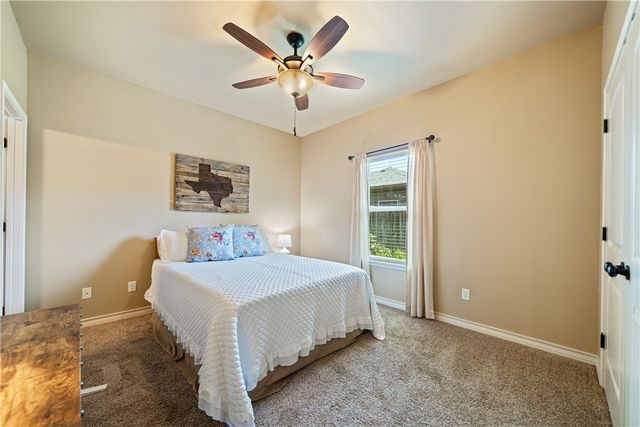 6726 Battery Park Ct, Corpus Christi, TX 78414