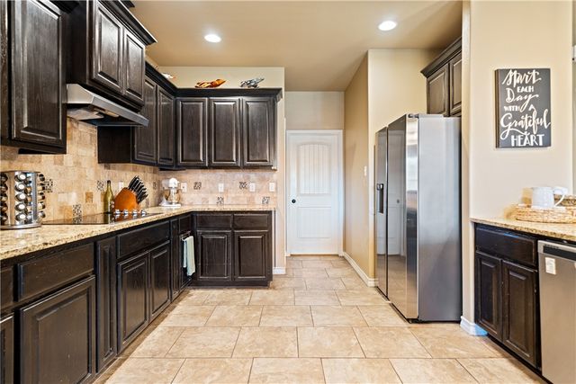 6726 Battery Park Ct, Corpus Christi, TX 78414