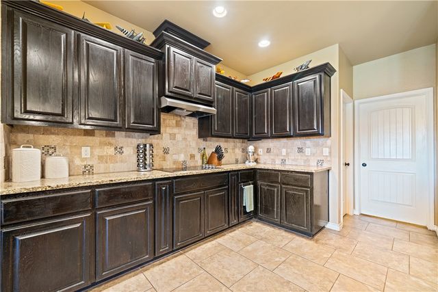 6726 Battery Park Ct, Corpus Christi, TX 78414