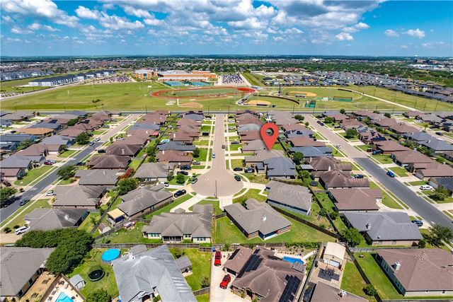 6726 Battery Park Ct, Corpus Christi, TX 78414