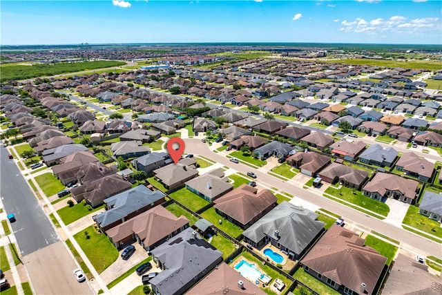 6726 Battery Park Ct, Corpus Christi, TX 78414