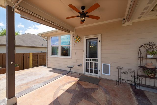 304 Quarry LN, Liberty Hill, TX 78642