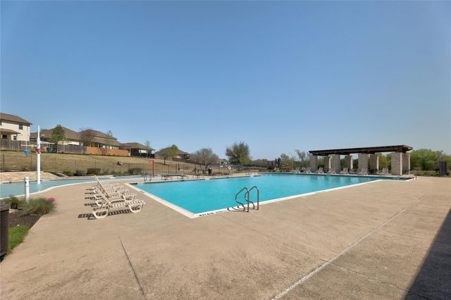 304 Quarry LN, Liberty Hill, TX 78642