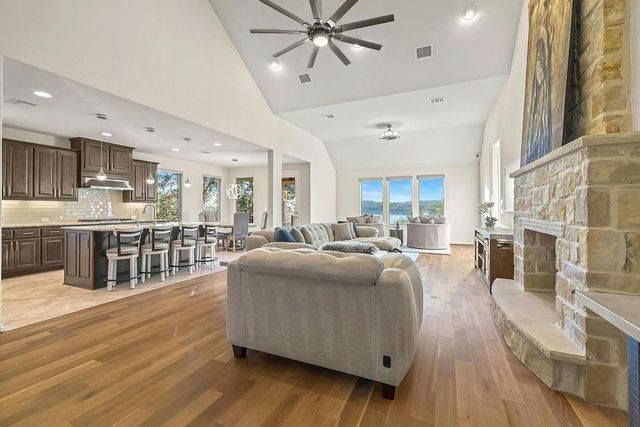 7312 Pace Ravine DR, Lago Vista, TX 78645