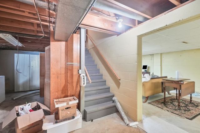 5600 Crawford Drive, Columbus, OH 43229