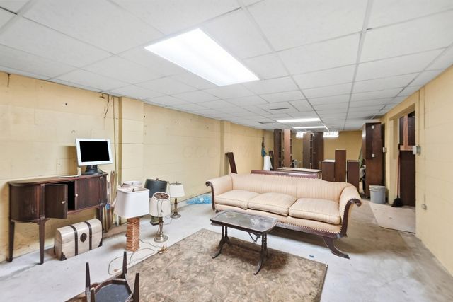 5600 Crawford Drive, Columbus, OH 43229