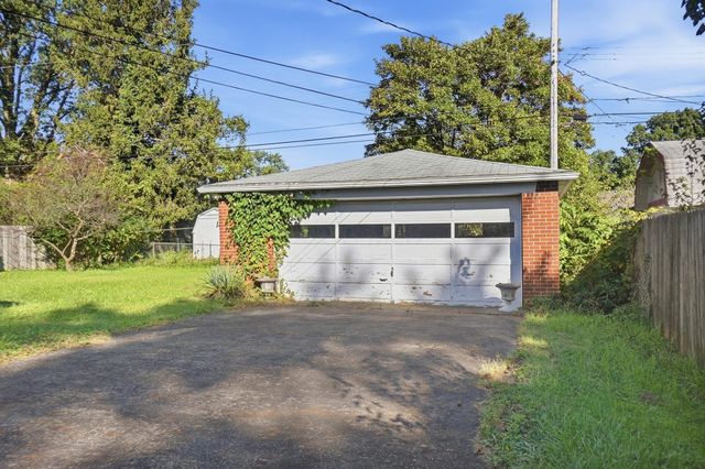 5600 Crawford Drive, Columbus, OH 43229