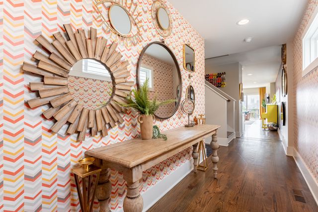 24 Fern Ave, Nashville, TN 37207