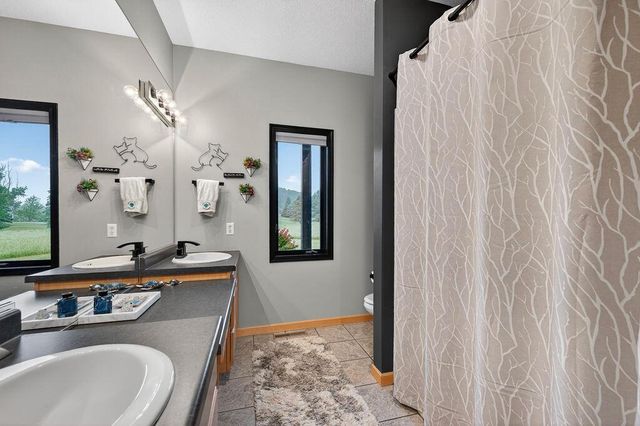 N6724 County Road M, Holmen, WI 54636