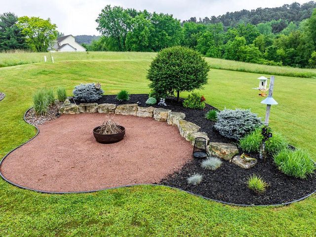 N6724 County Road M, Holmen, WI 54636