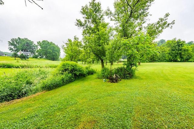 N6724 County Road M, Holmen, WI 54636