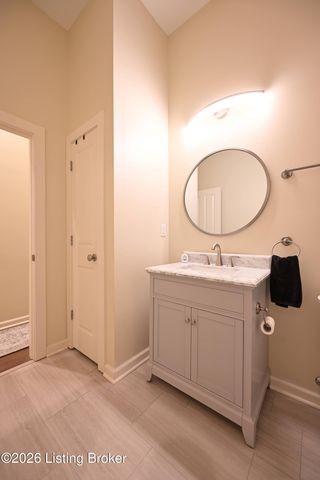 821 E Chestnut St, Louisville, KY 40204