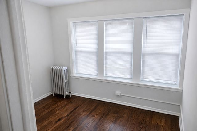 6710 S Merrill Avenue 2E, Chicago, IL 60649