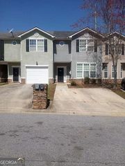 272 Commons Drive, Jonesboro, GA 30236