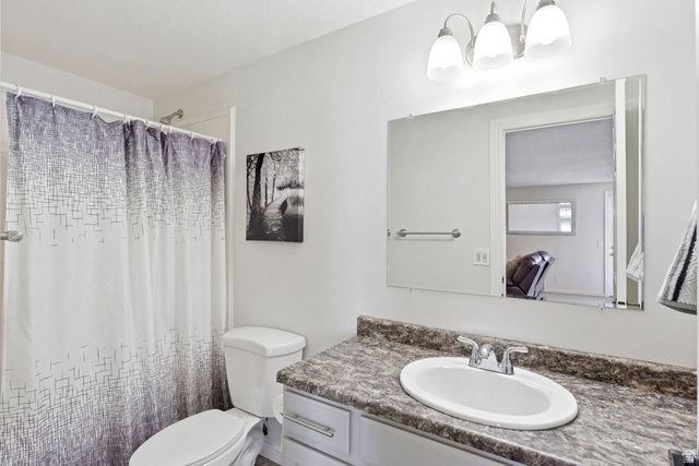 1440 E NORTHRIDGE DR, Bountiful, UT 84010