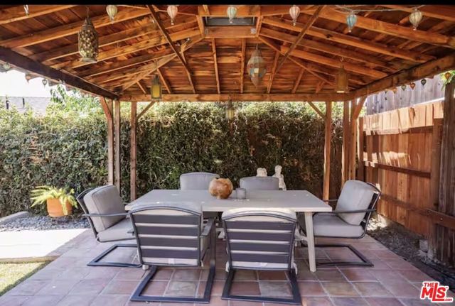 2318 Yosemite Drive, Eagle Rock, CA 90041