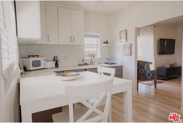 2318 Yosemite Drive, Eagle Rock, CA 90041