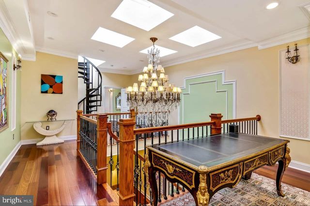 26 S STRAWBERRY ST, Philadelphia, PA 19106