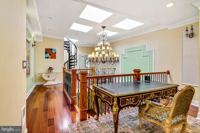 26 S STRAWBERRY ST, Philadelphia, PA 19106