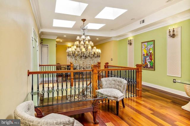 26 S STRAWBERRY ST, Philadelphia, PA 19106