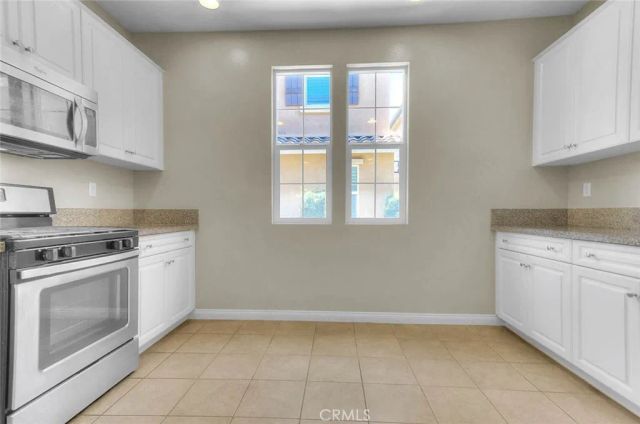 6130 Snapdragon, Eastvale, CA 92880