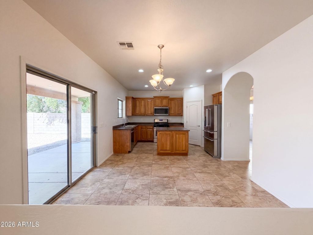 45370 W HORSE MESA Road, Maricopa, AZ 85139 — photo 2