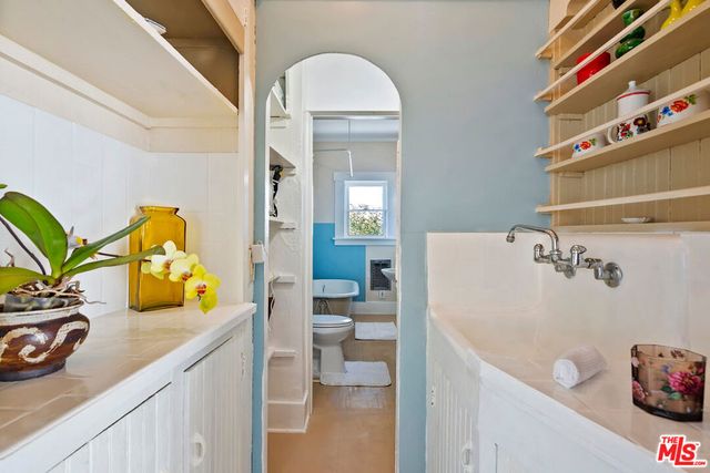 207 Ocean Avenue, Santa Monica, CA 90402