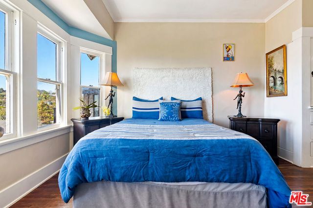 207 Ocean Avenue, Santa Monica, CA 90402