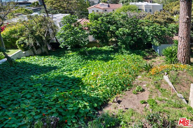 207 Ocean Avenue, Santa Monica, CA 90402