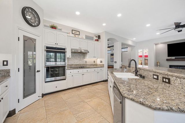 7576 Callaway Dr, Rancho Murieta, CA 95683