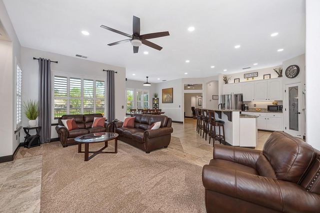 7576 Callaway Dr, Rancho Murieta, CA 95683