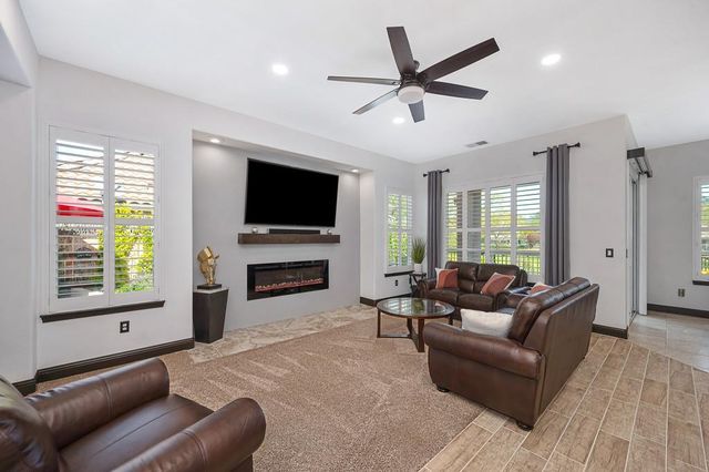 7576 Callaway Dr, Rancho Murieta, CA 95683