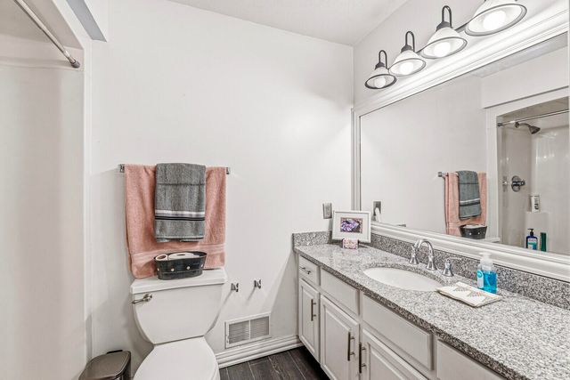 12033 Shavehead, Jones, MI 49061