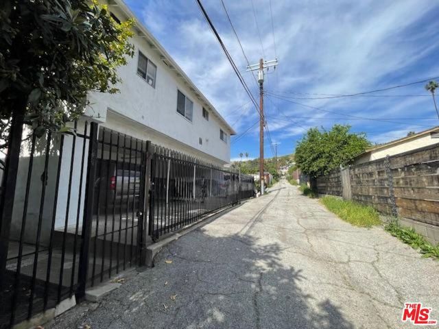 3910 Drysdale Avenue, Los Angeles, CA 90032
