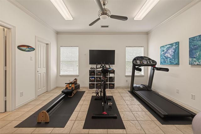 4019 Whitman Street, Houston, TX 77027