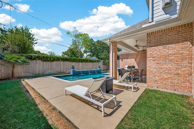 4019 Whitman Street, Houston, TX 77027