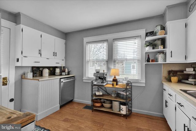 50 E 2ND AVE, Lititz, PA 17543