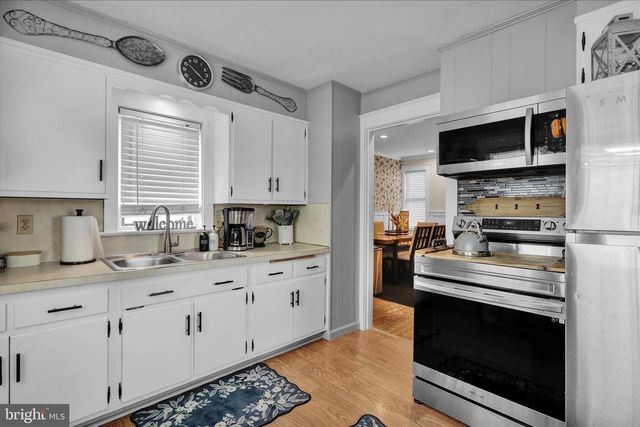 50 E 2ND AVE, Lititz, PA 17543