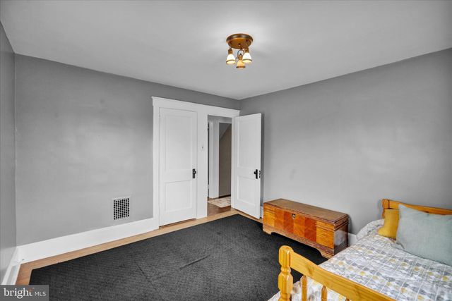 50 E 2ND AVE, Lititz, PA 17543