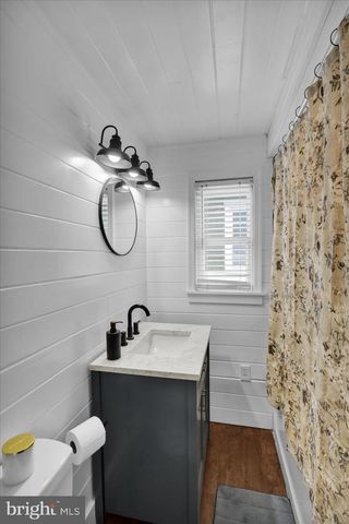 50 E 2ND AVE, Lititz, PA 17543