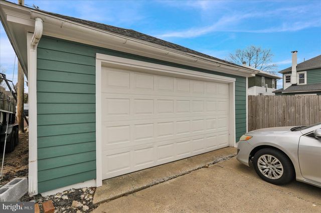 50 E 2ND AVE, Lititz, PA 17543