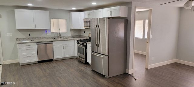 7716 E Glade Avenue, Mesa, AZ 85209
