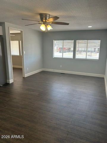 7716 E Glade Avenue, Mesa, AZ 85209