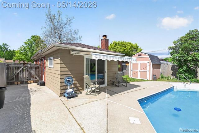 25023 Ward Street, Taylor, MI 48180