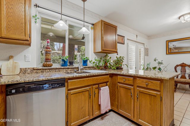 2116 LAKE HURON Drive, El Paso, TX 79936