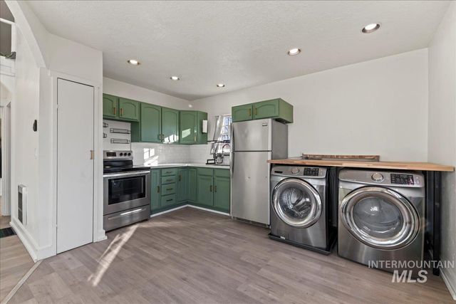 910 7th Avenue S, Nampa, ID 83651