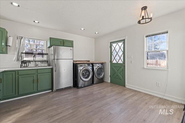 910 7th Avenue S, Nampa, ID 83651