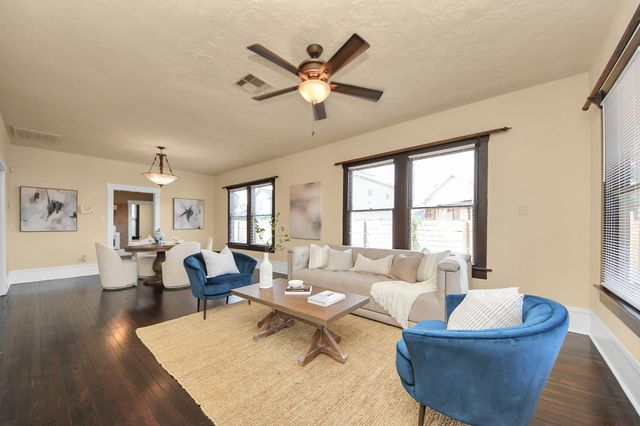 1211 Bingham Street, Houston, TX 77007